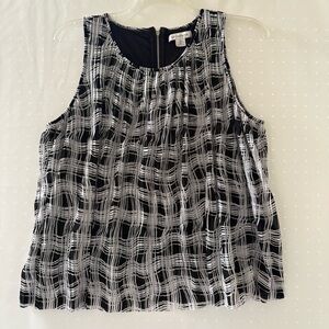 Liz Claiborne Black and White Patterned sleeveless Blouse. Size XL.    INV25/168